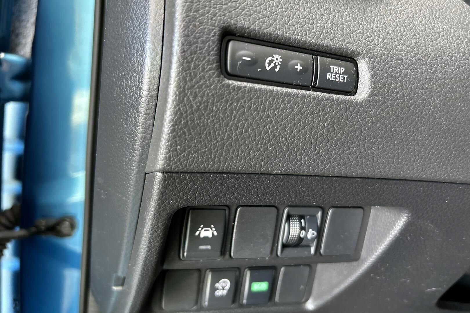 Nissan Qashqai iso kuva 24