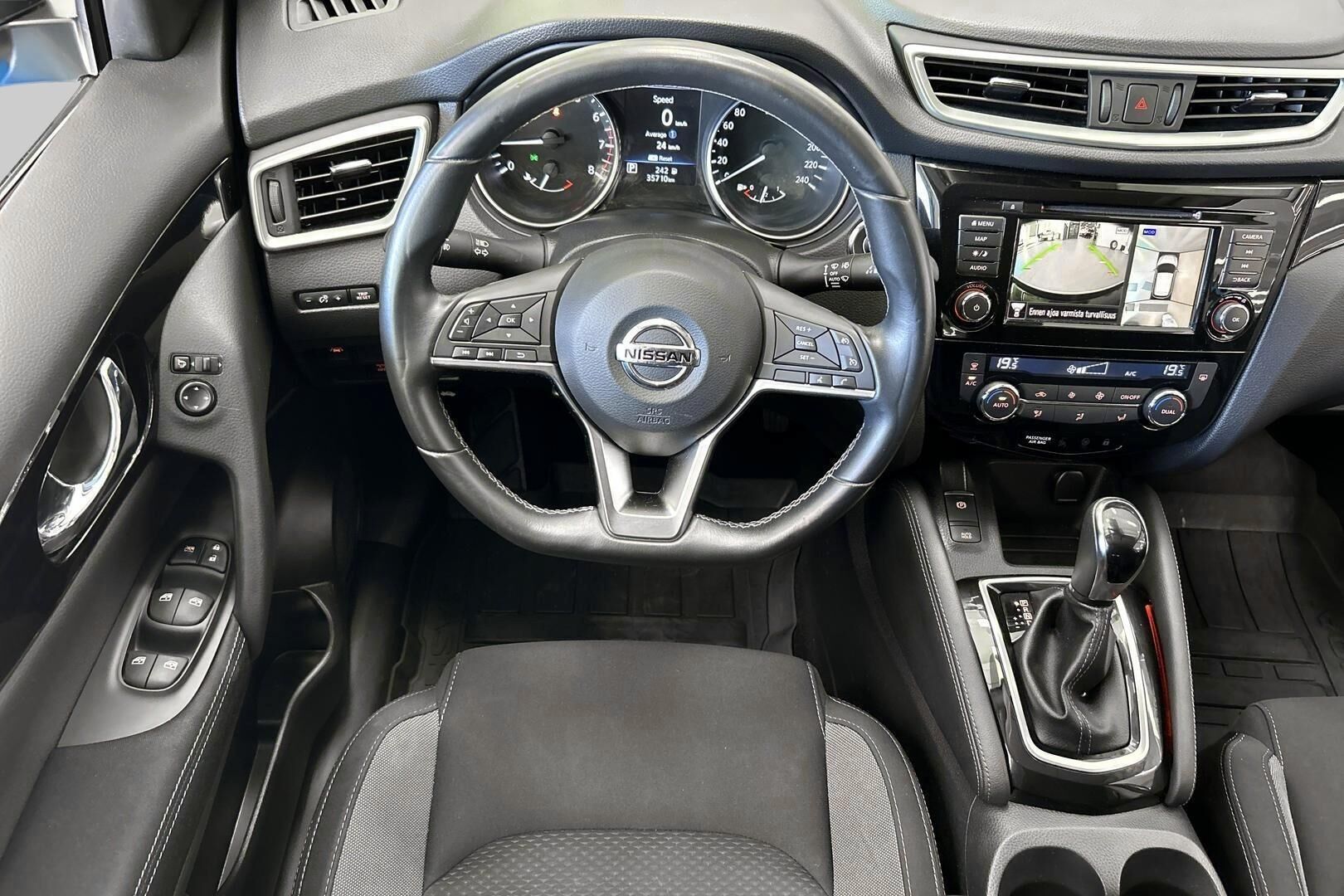 Nissan Qashqai iso kuva 29