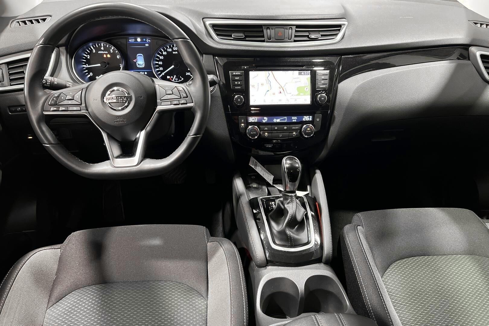 Nissan Qashqai iso kuva 11