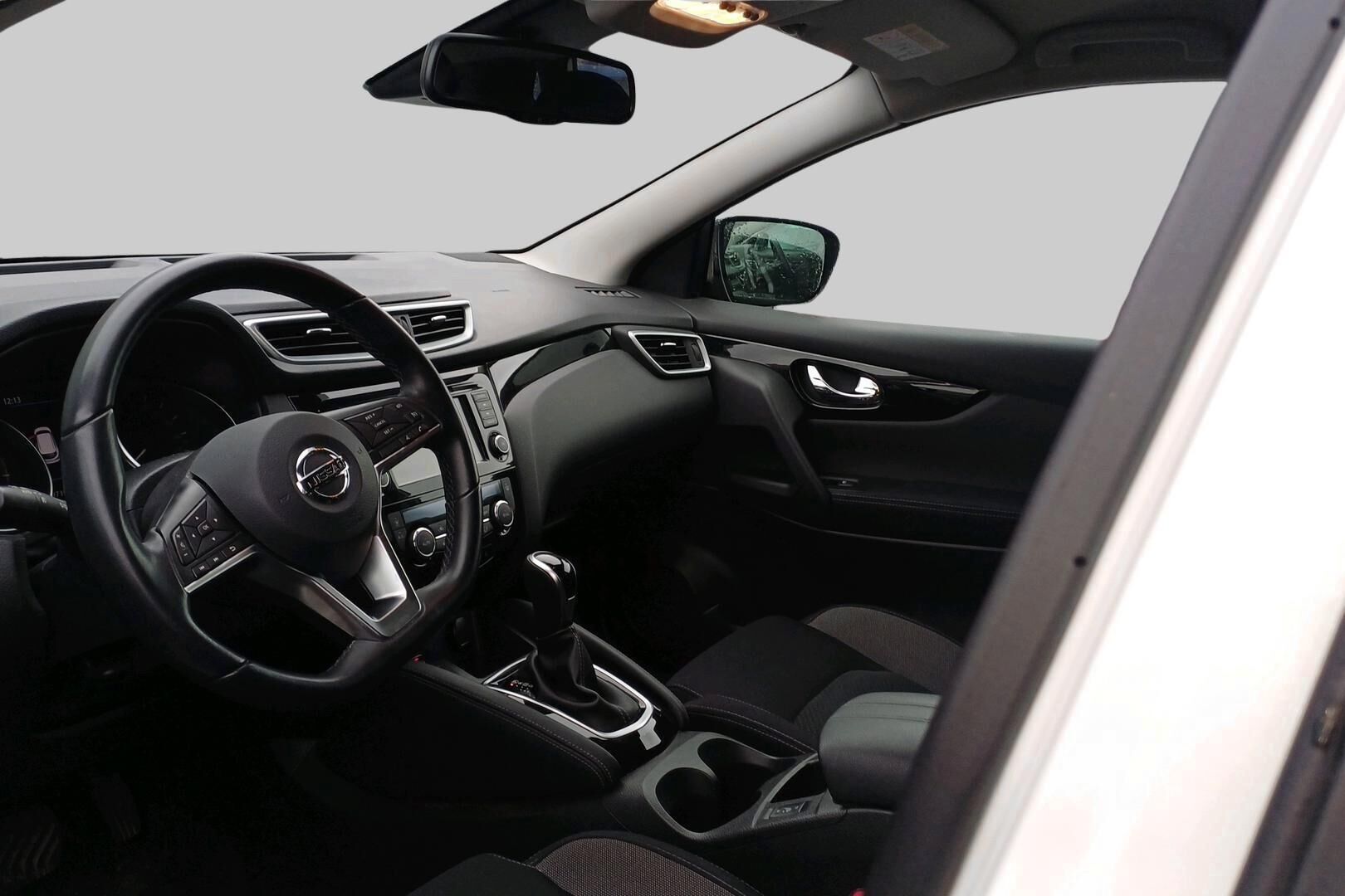 Nissan Qashqai iso kuva 2
