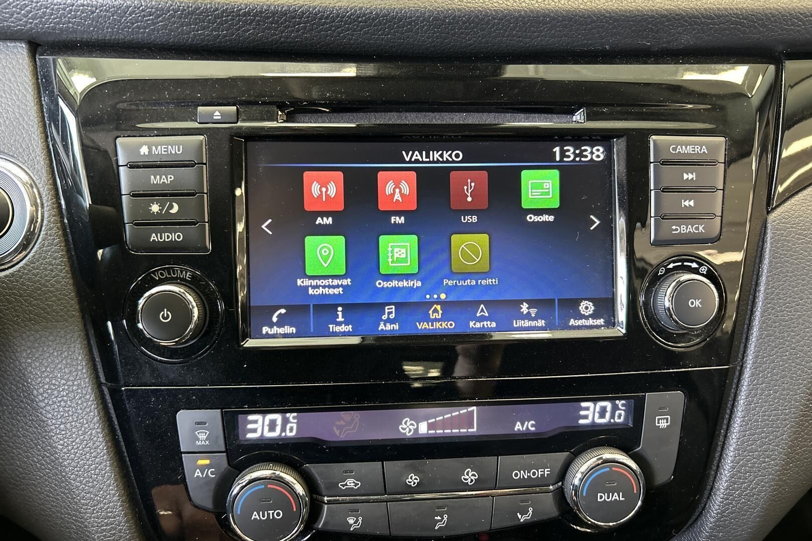 Nissan Qashqai iso kuva 16