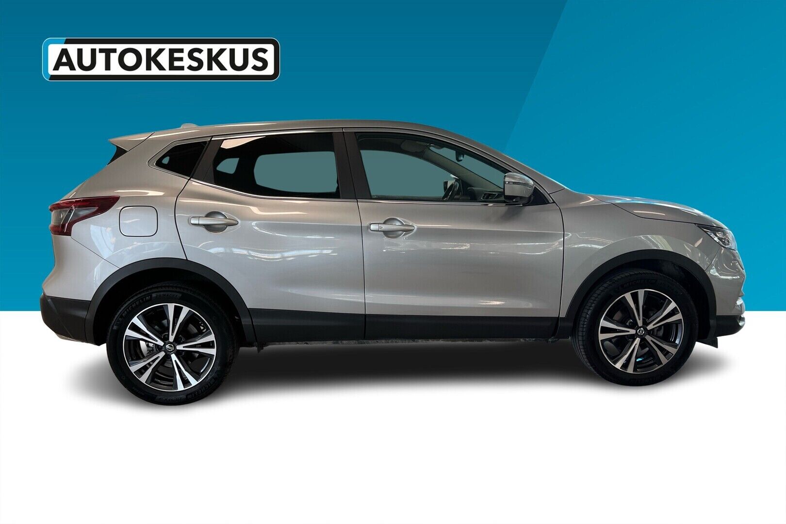 Nissan Qashqai iso kuva 5