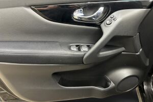 Nissan Qashqai esikatselu 8