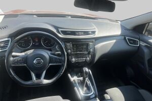 Nissan Qashqai esikatselu 2