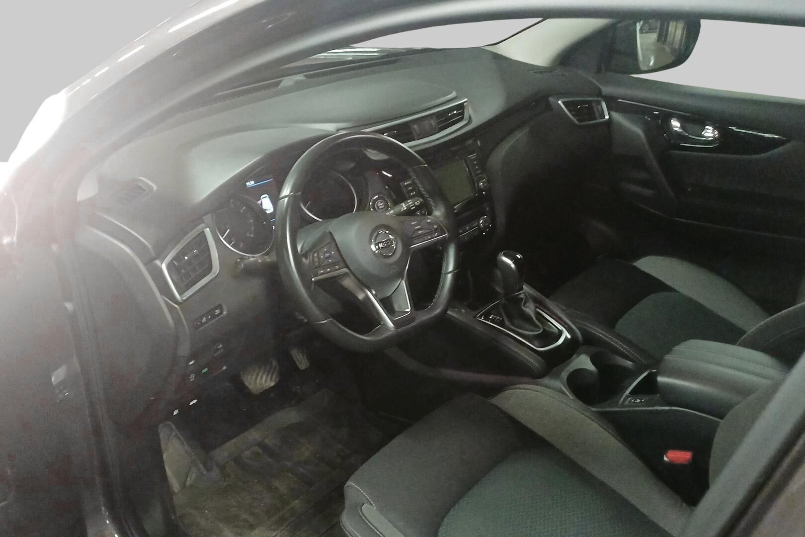 Nissan Qashqai iso kuva 2