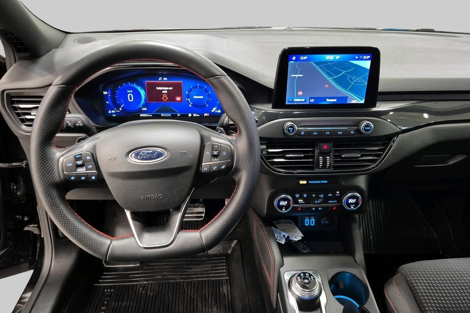 Ford Focus iso kuva 11