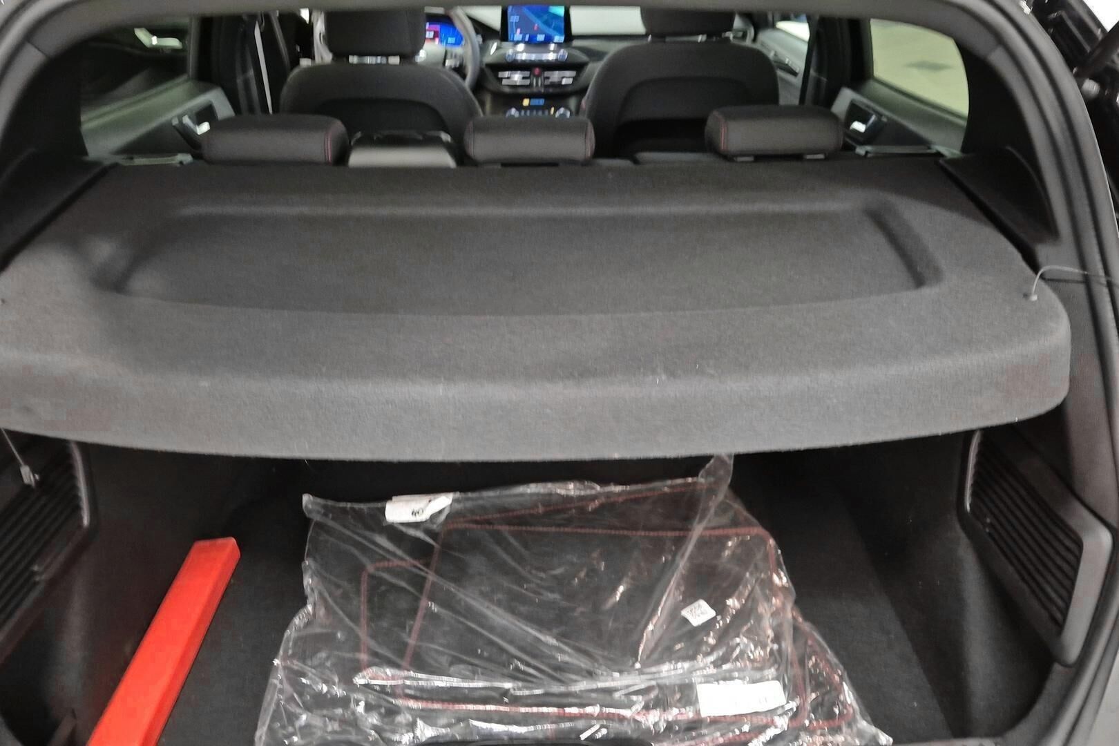 Ford Focus iso kuva 12