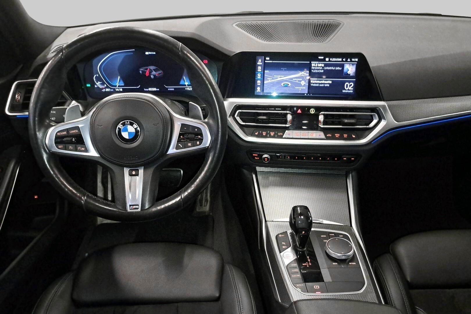 BMW 3-SARJA iso kuva 2