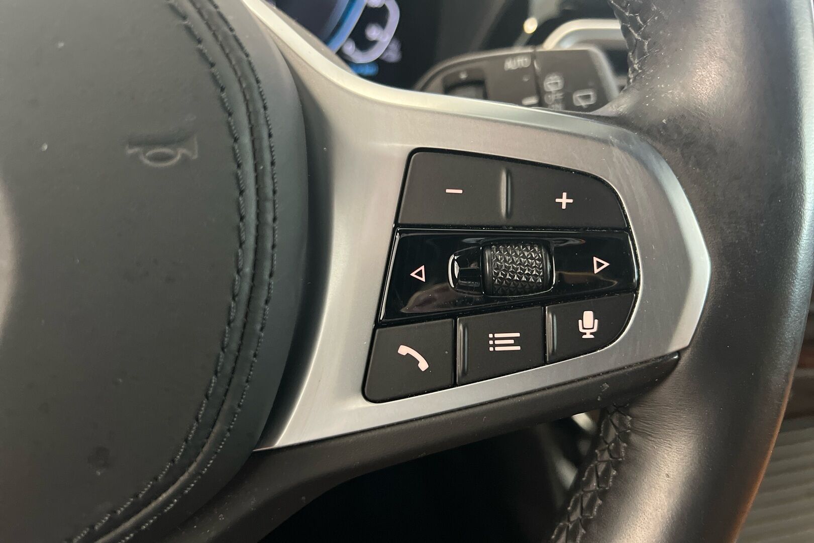 BMW X3 iso kuva 15