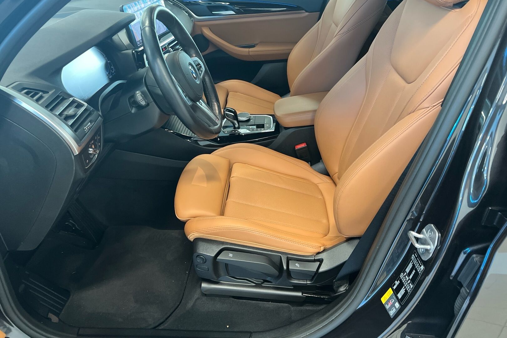 BMW X3 iso kuva 7