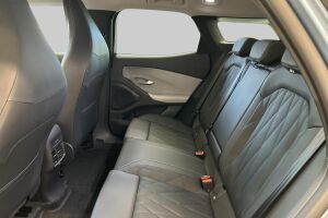 Ford Explorer esikatselu 7
