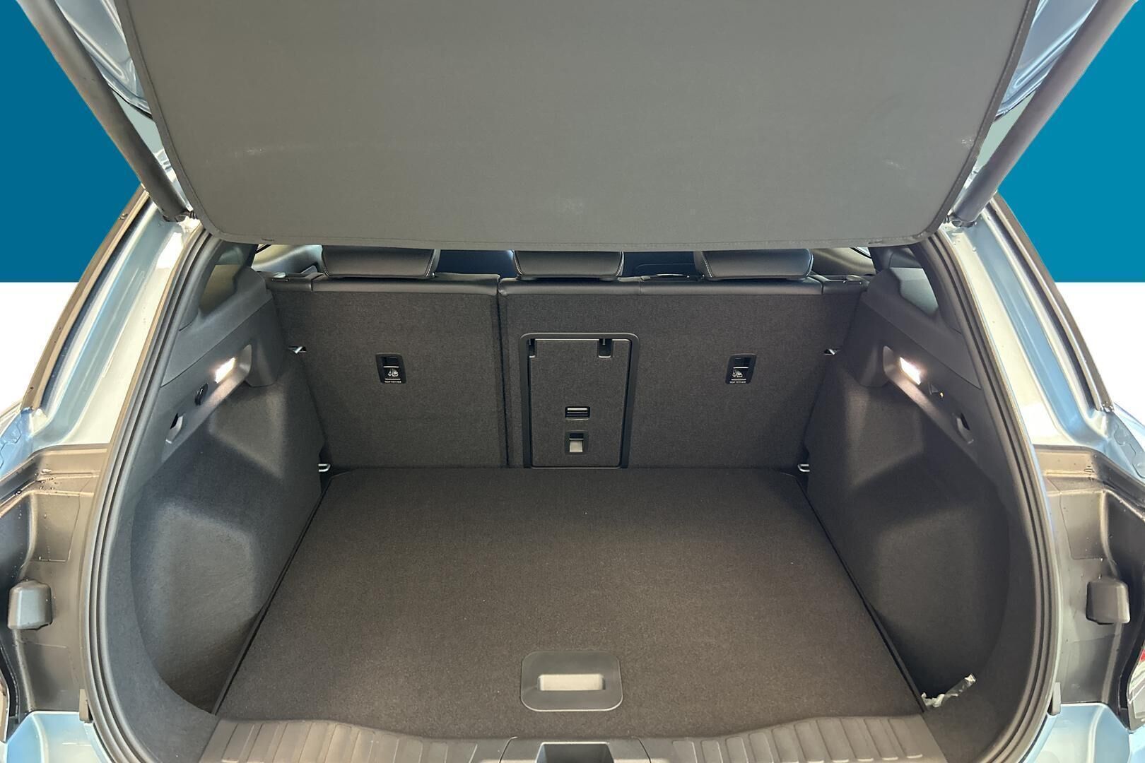 Ford Explorer iso kuva 9
