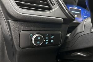 Ford Kuga esikatselu 20