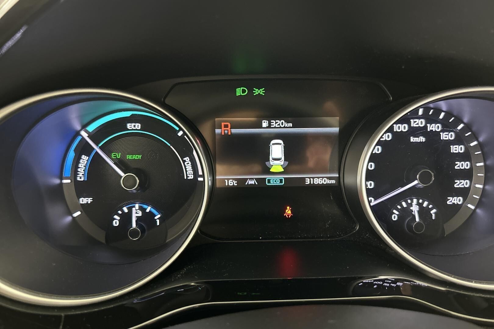 Kia Ceed iso kuva 14