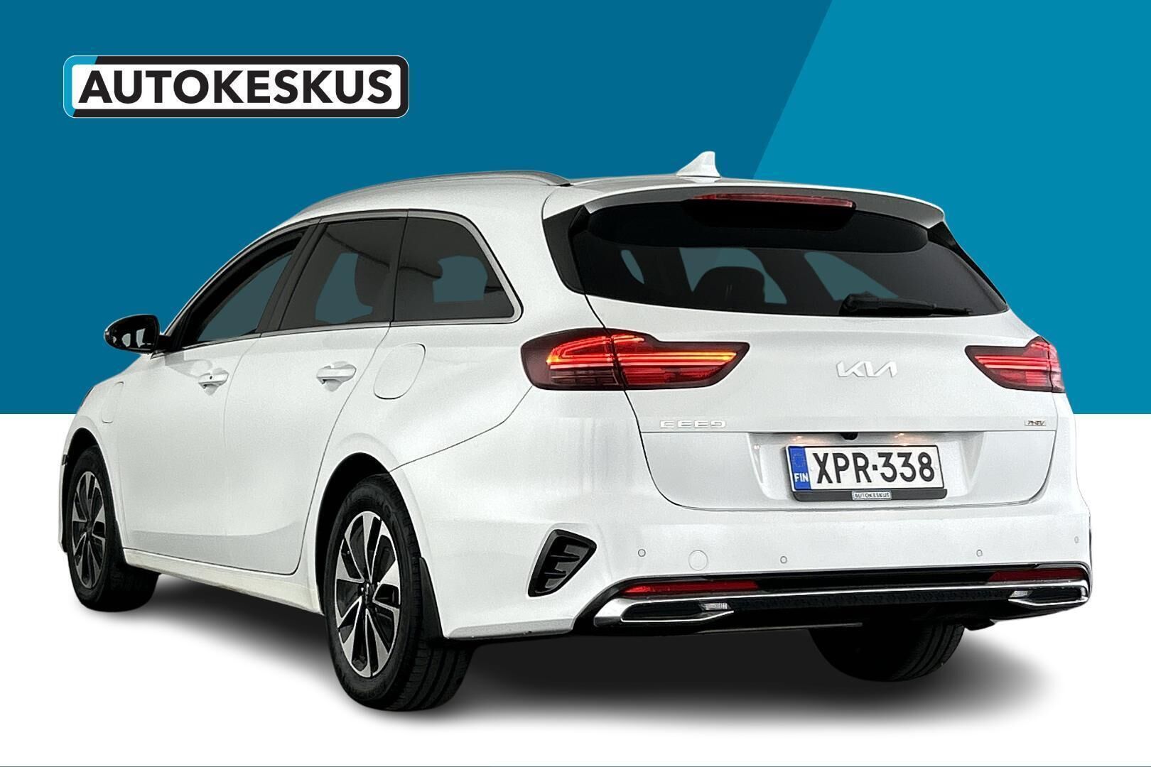 Kia Ceed iso kuva 6
