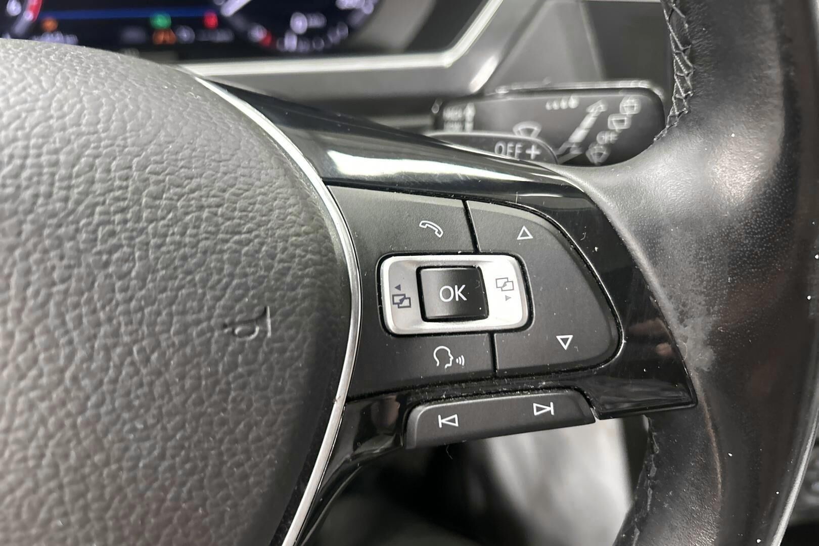 Volkswagen Tiguan iso kuva 12