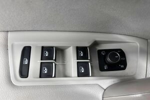 Volkswagen Tiguan esikatselu 21