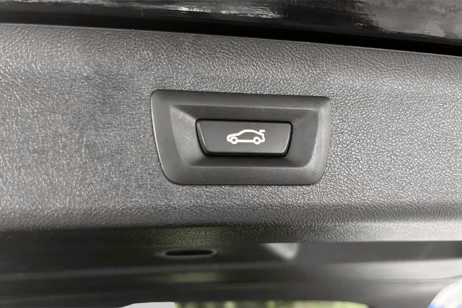 BMW 5-SARJA iso kuva 14