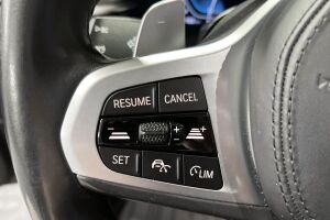 BMW 5-SARJA esikatselu 16