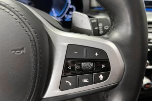 BMW 5-SARJA esikatselu 17