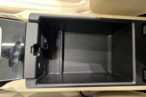 BMW 3-SARJA esikatselu 21