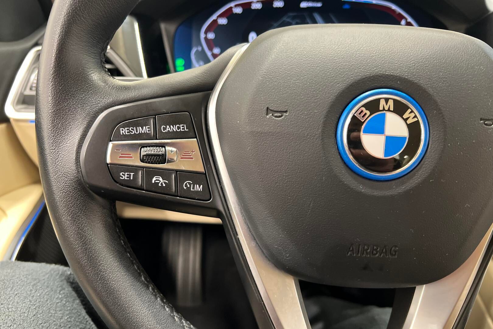 BMW 3-SARJA iso kuva 35