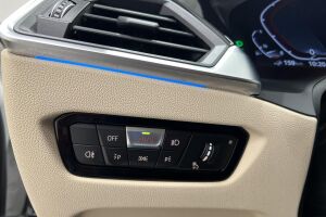 BMW 3-SARJA esikatselu 24