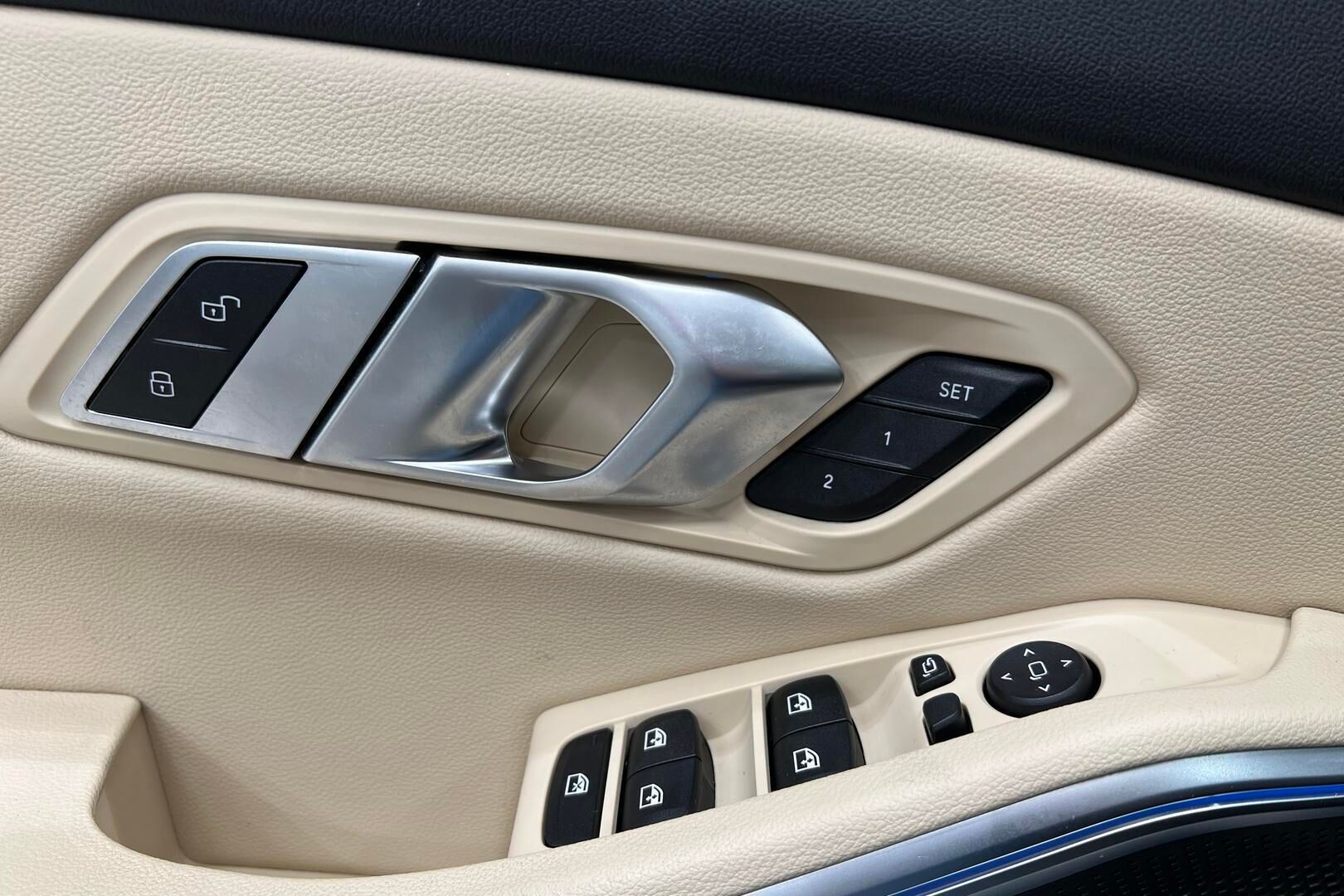 BMW 3-SARJA iso kuva 25