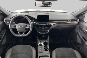 Ford Kuga esikatselu 10