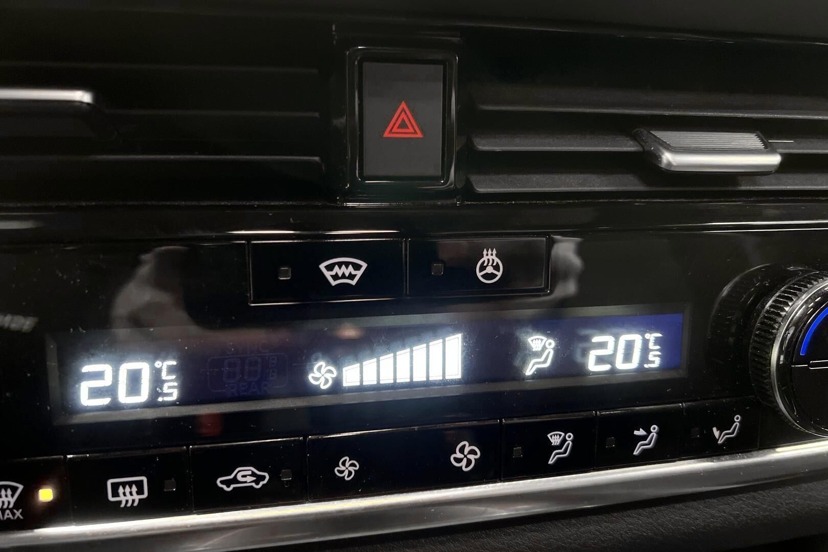 Nissan Qashqai iso kuva 21