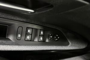 Peugeot 3008 esikatselu 16
