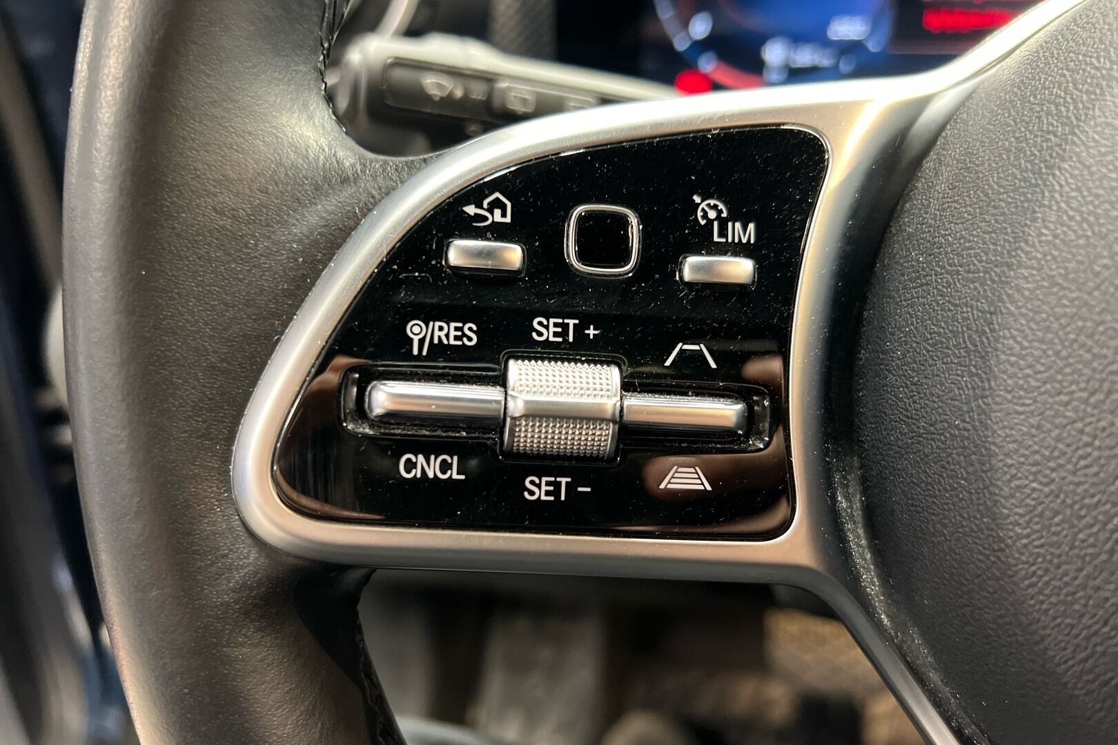 Mercedes-Benz A iso kuva 12