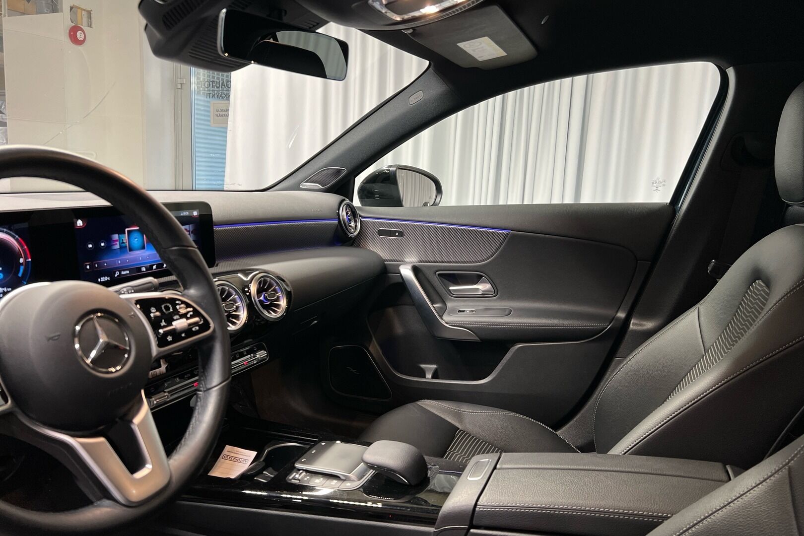 Mercedes-Benz A iso kuva 7