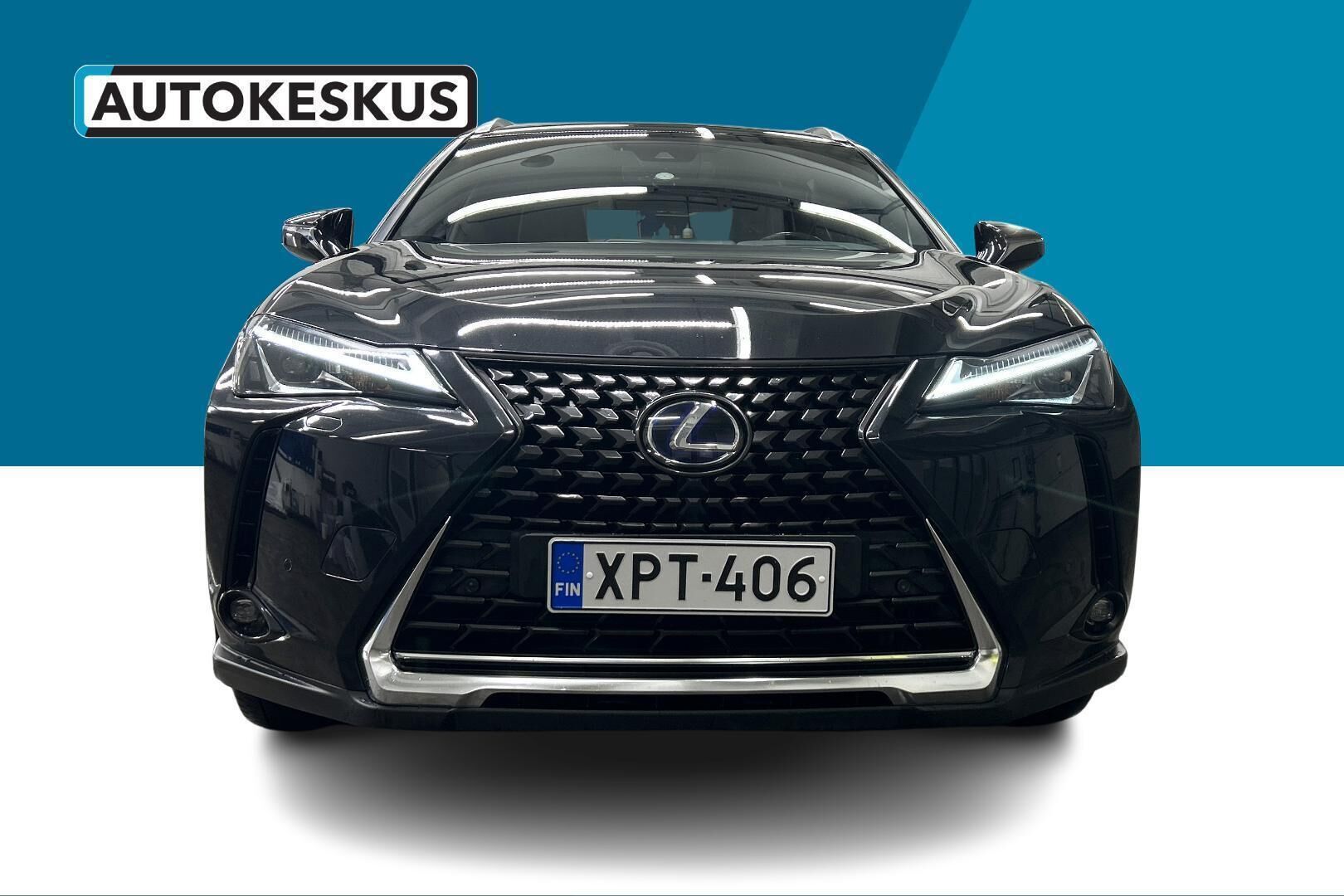 Lexus UX iso kuva 2