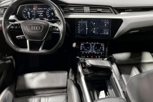 Audi e-tron esikatselu 8