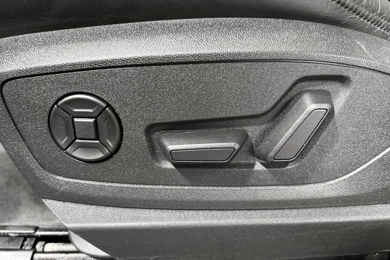 Audi e-tron iso kuva 10