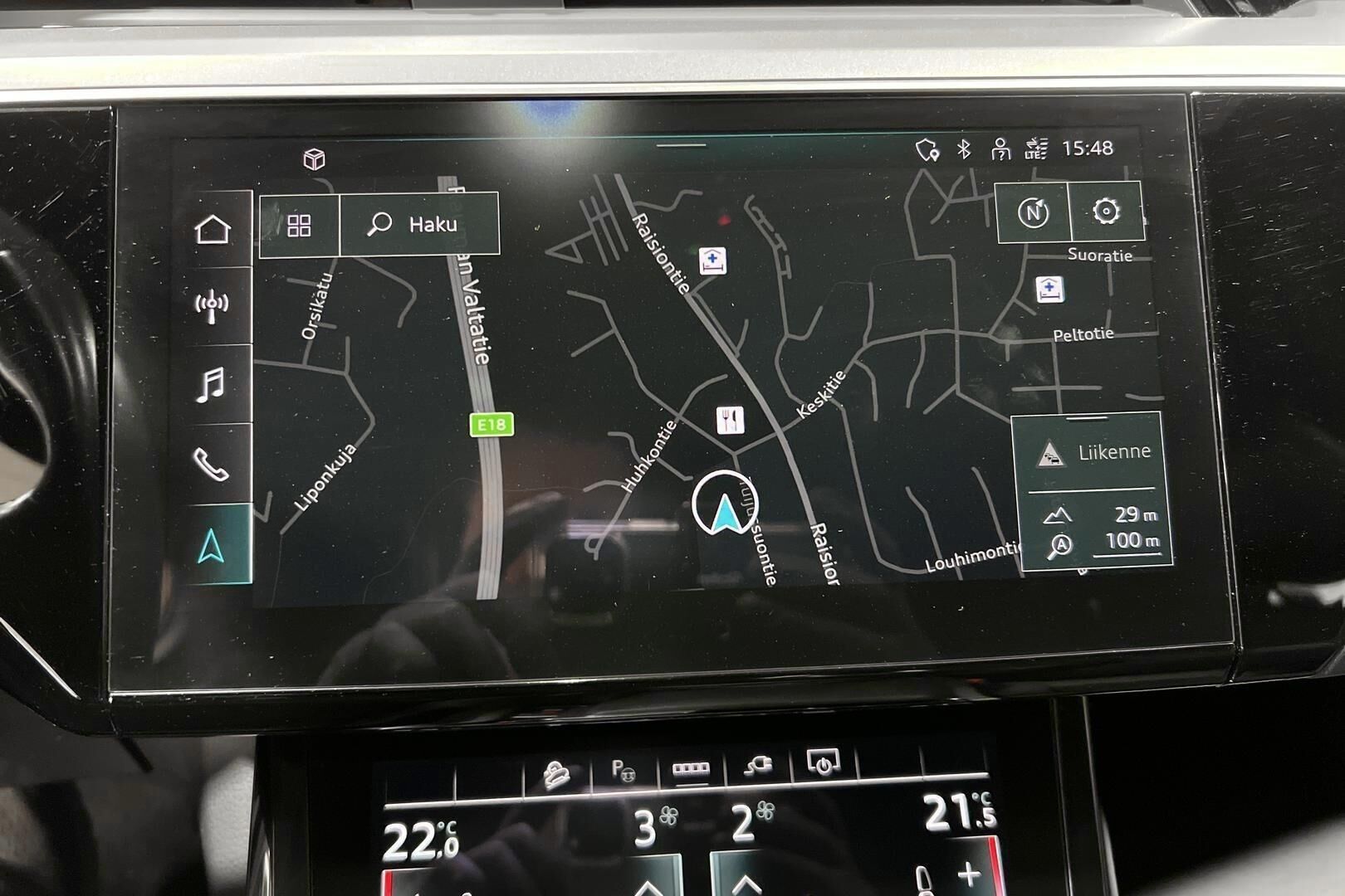 Audi e-tron iso kuva 13