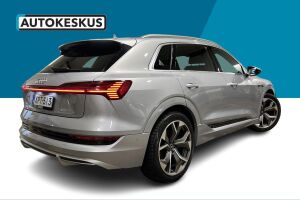 Audi e-tron esikatselu 18