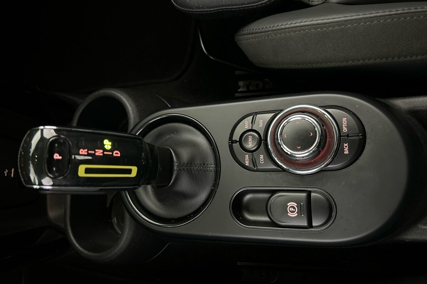 MINI COOPER iso kuva 14
