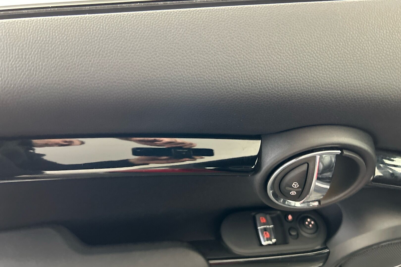 MINI COOPER iso kuva 20