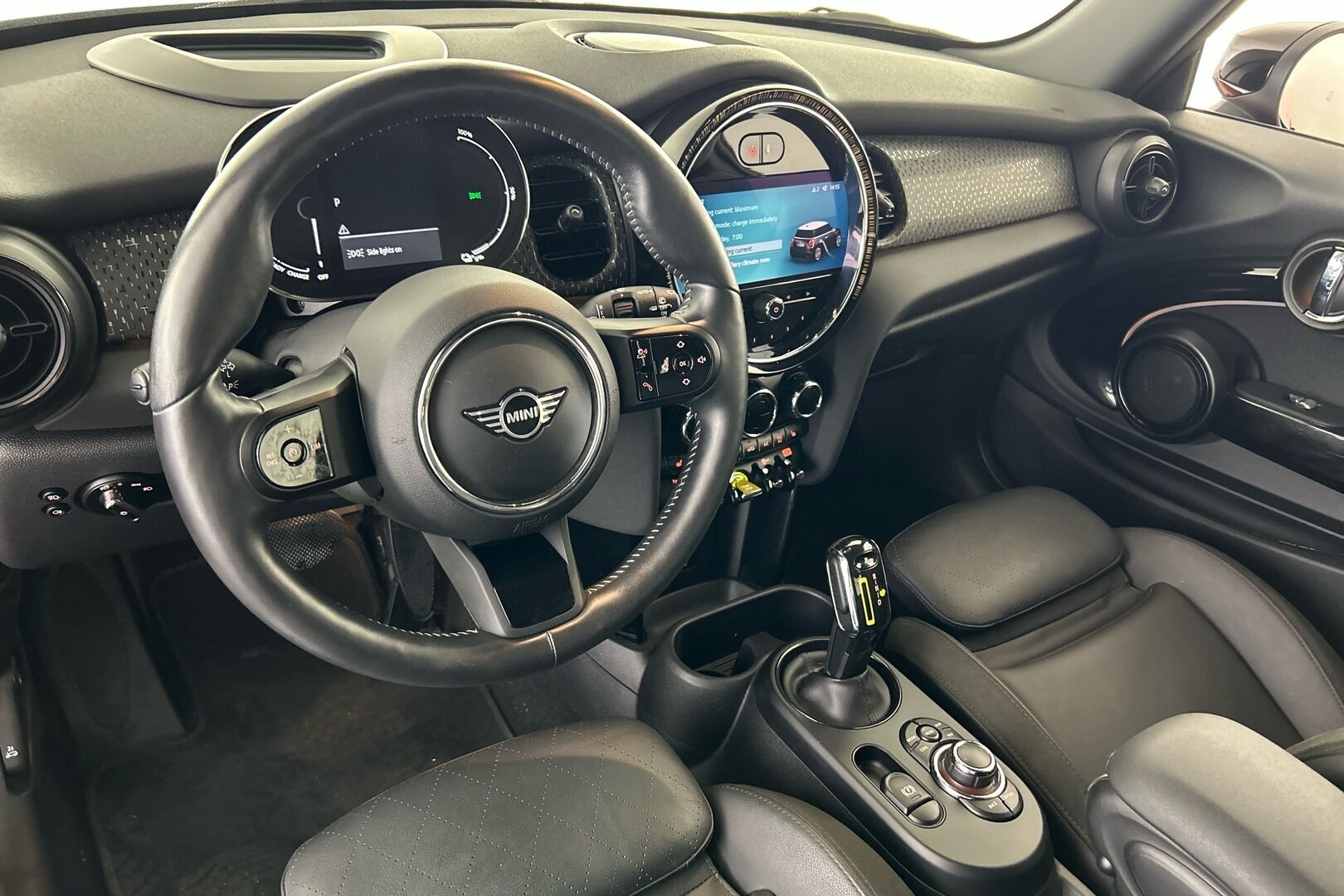 MINI COOPER iso kuva 4