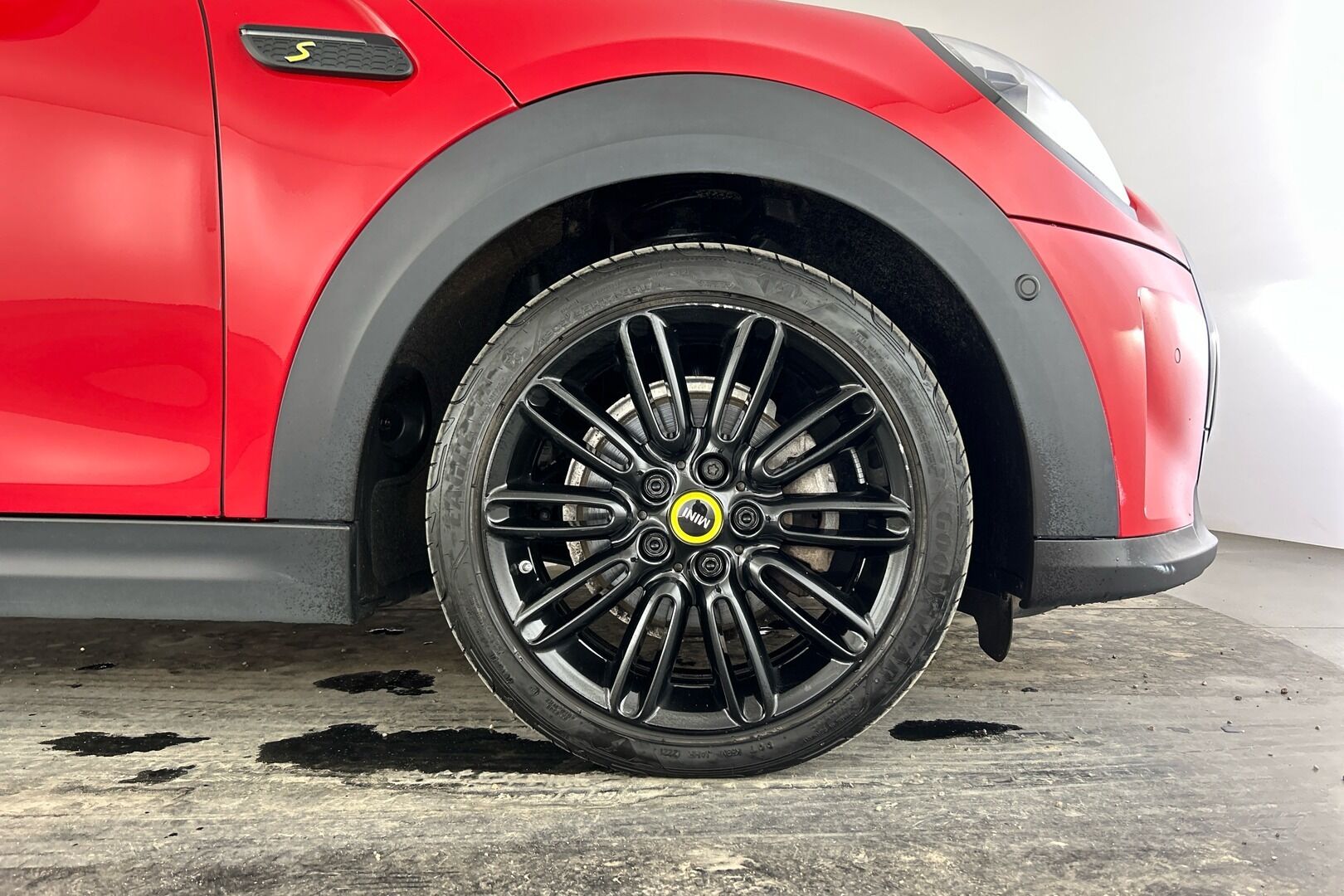 MINI COOPER iso kuva 24