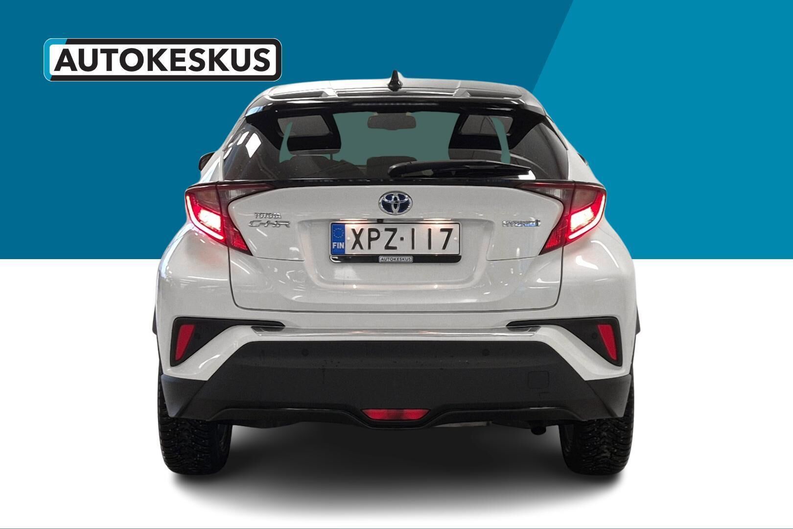 Toyota C-HR iso kuva 6