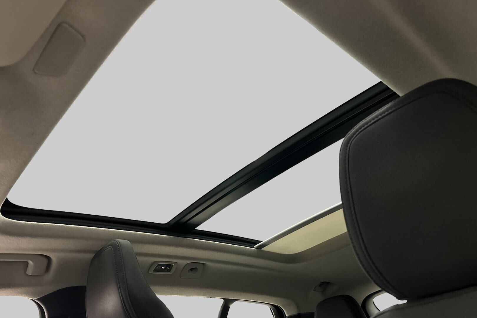 Volvo XC40 iso kuva 26