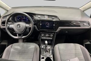 Volkswagen Touran esikatselu 10
