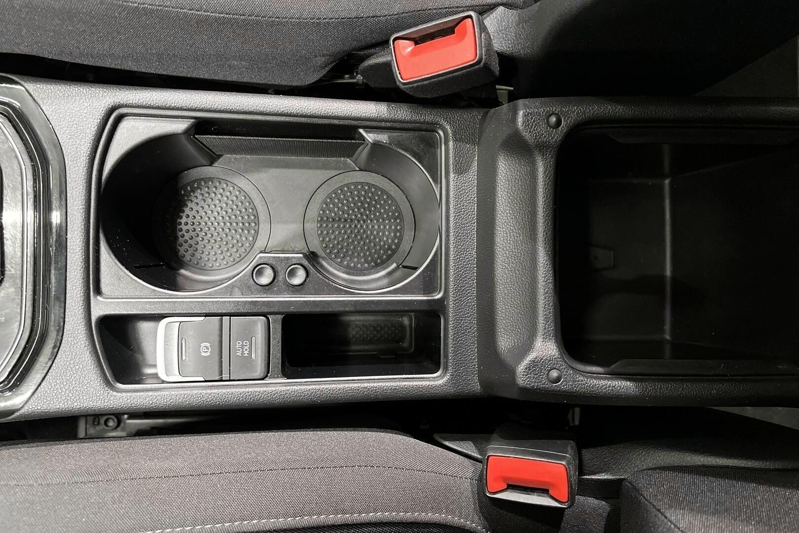 Volkswagen Touran iso kuva 19