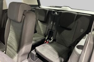 Volkswagen Touran esikatselu 27