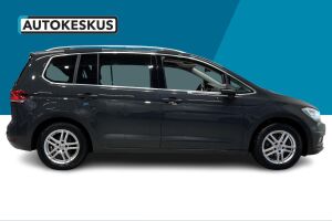 Volkswagen Touran esikatselu 3
