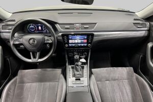 SKODA SUPERB esikatselu 11