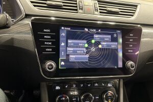 SKODA SUPERB esikatselu 15